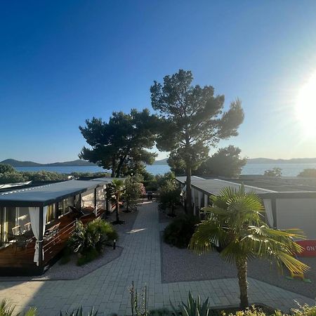 Dalmaris Camp - Prestige Mobile Homes บีโอกราดนาโมรู ภายนอก รูปภาพ