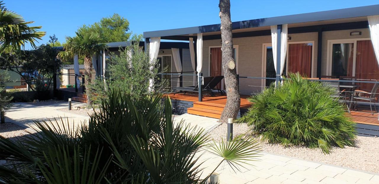 Dalmaris Camp - Prestige Mobile Homes บีโอกราดนาโมรู ภายนอก รูปภาพ