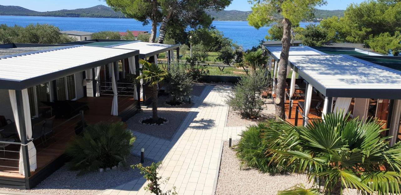 Dalmaris Camp - Prestige Mobile Homes บีโอกราดนาโมรู ภายนอก รูปภาพ