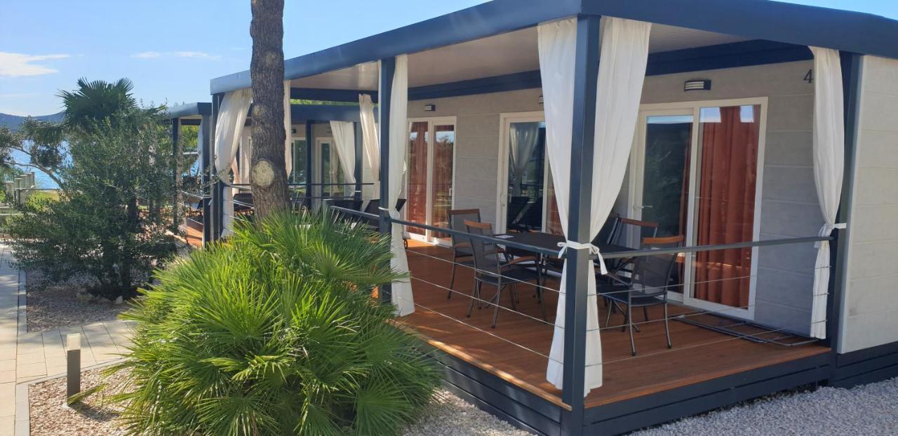 Dalmaris Camp - Prestige Mobile Homes บีโอกราดนาโมรู ภายนอก รูปภาพ