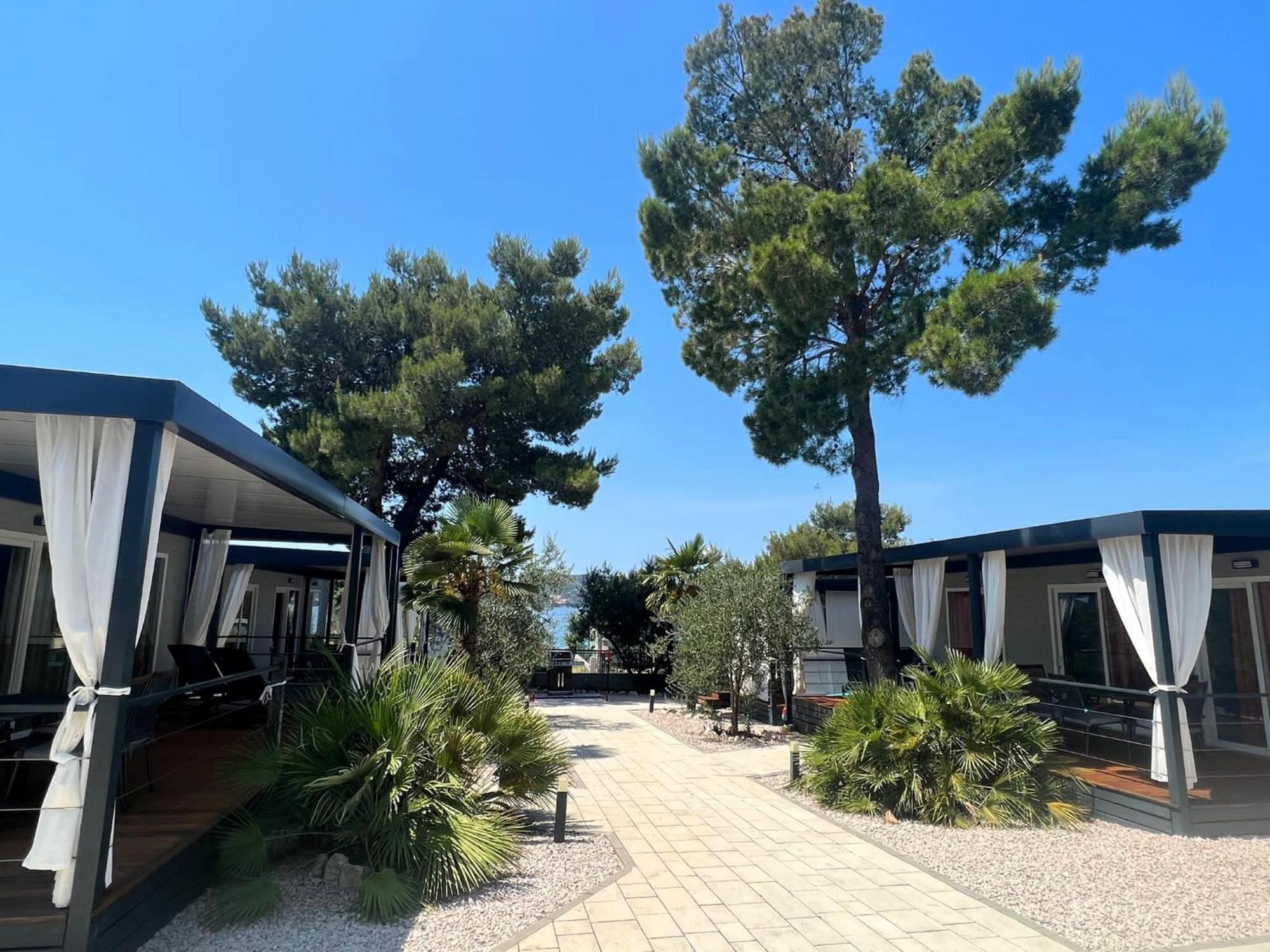 Dalmaris Camp - Prestige Mobile Homes บีโอกราดนาโมรู ภายนอก รูปภาพ