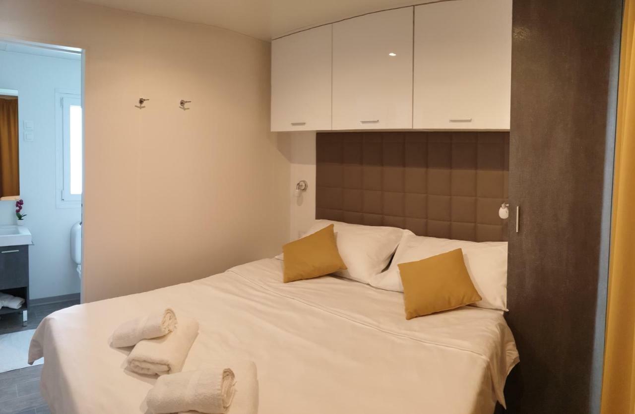 Dalmaris Camp - Prestige Mobile Homes บีโอกราดนาโมรู ภายนอก รูปภาพ