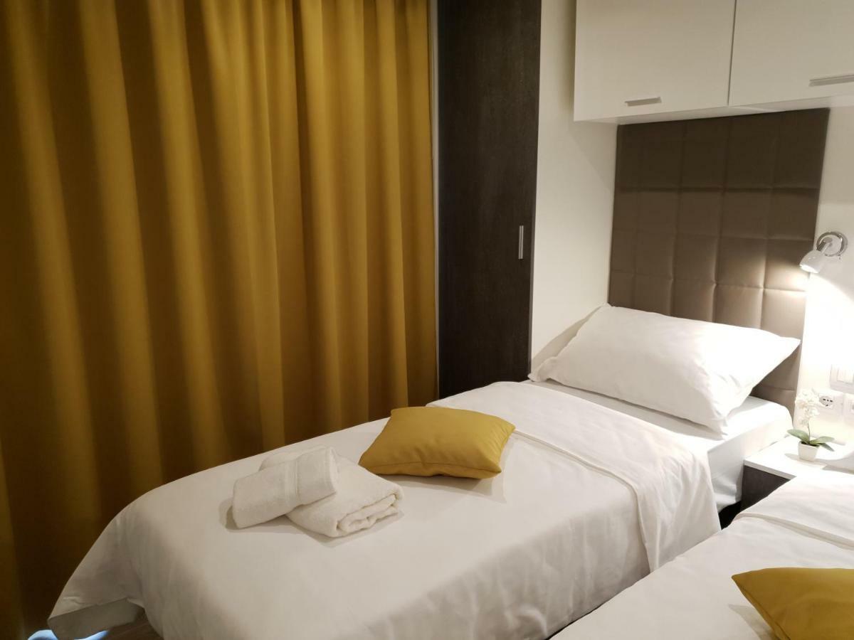 Dalmaris Camp - Prestige Mobile Homes บีโอกราดนาโมรู ภายนอก รูปภาพ