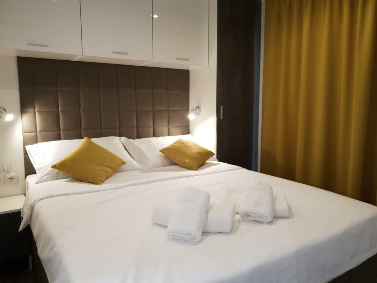 Dalmaris Camp - Prestige Mobile Homes บีโอกราดนาโมรู ภายนอก รูปภาพ