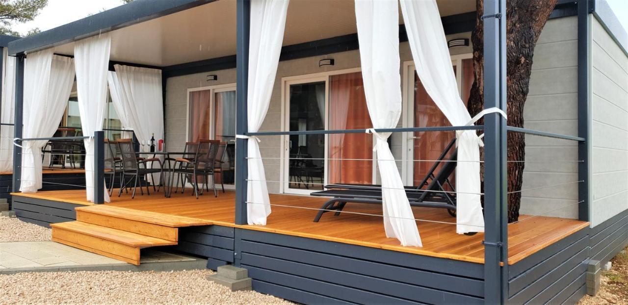 Dalmaris Camp - Prestige Mobile Homes บีโอกราดนาโมรู ภายนอก รูปภาพ
